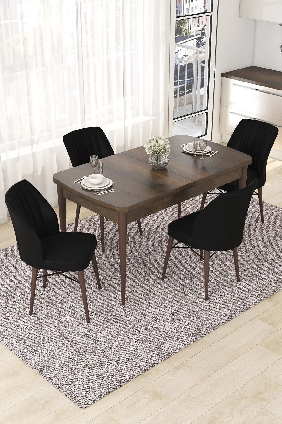 Discover the Touch of Traxx Luxx